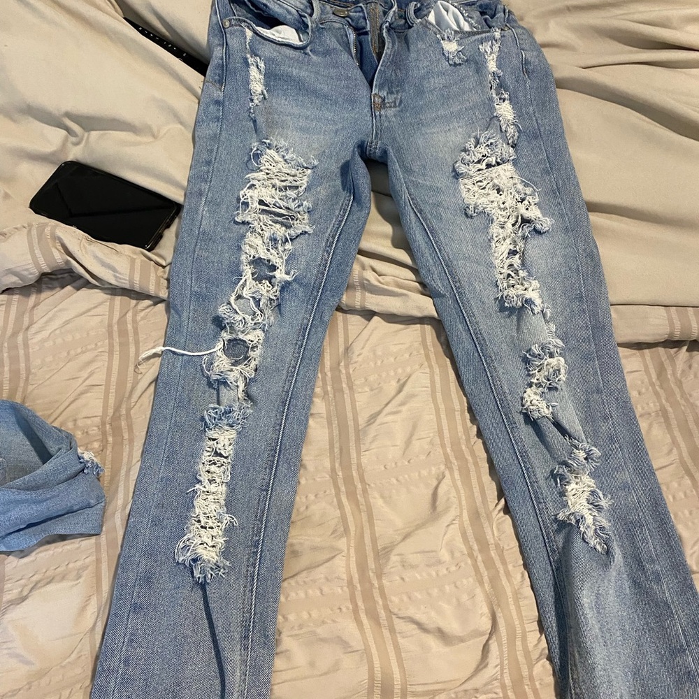 Ripped jeans